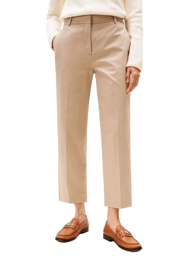 Slim Straight Chino