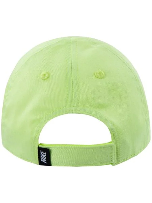 Futura Curve Brim Cap