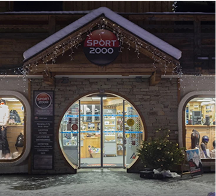 Extérieur du magasin SPORT 2000 SERRE CHEVALIER CHANTEMERLE ALTITUDE
