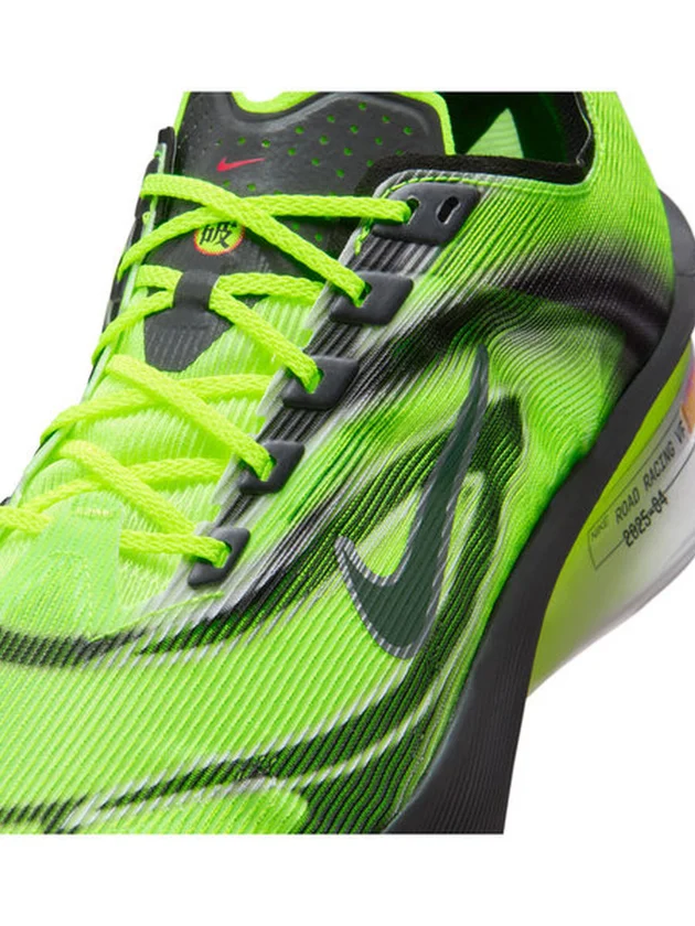 ZoomX Vaporfly Next% 4
