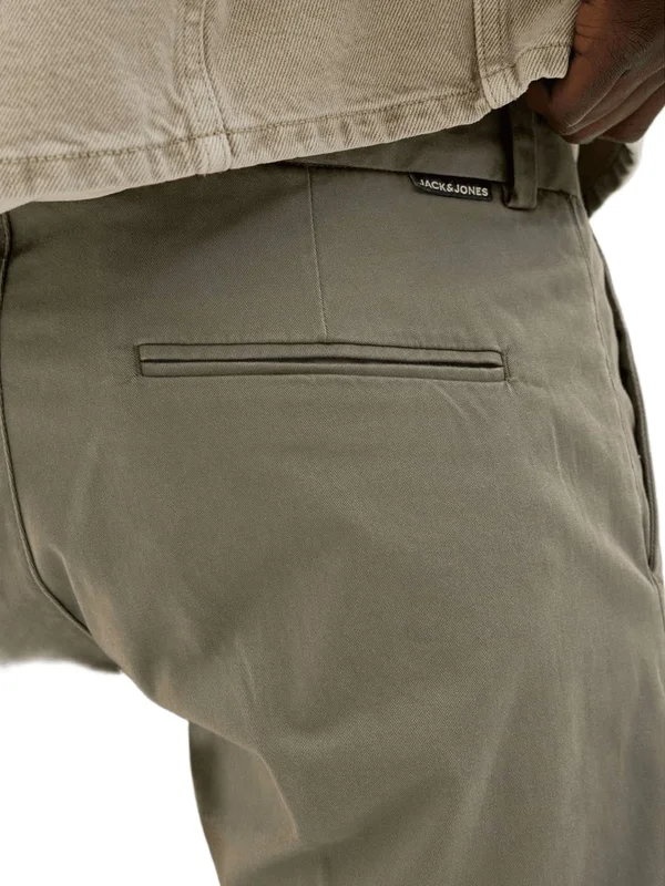 Barret Chino Noos