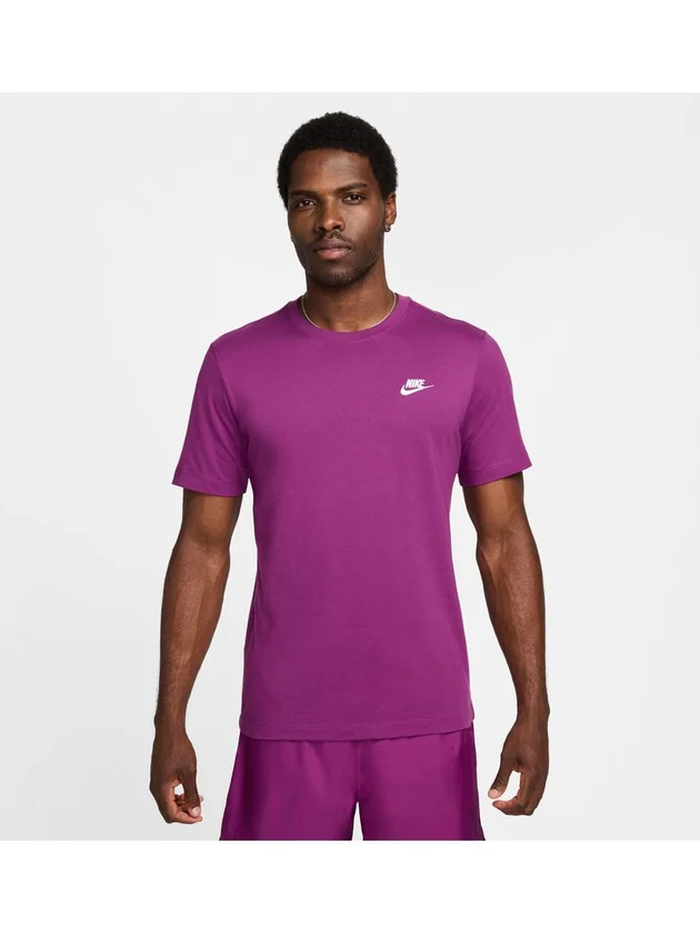 Club Tee