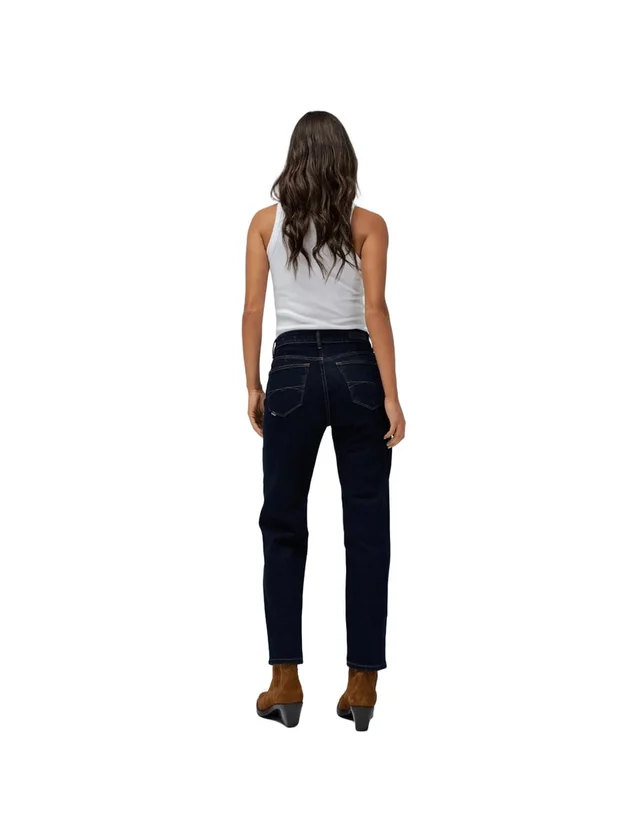 True Cropped Slim Rinse Wash