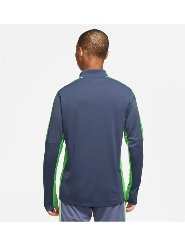 Academy Dril Top
