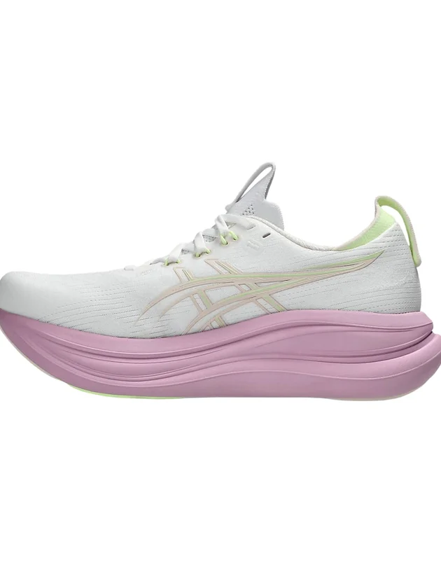 Gel Nimbus 28