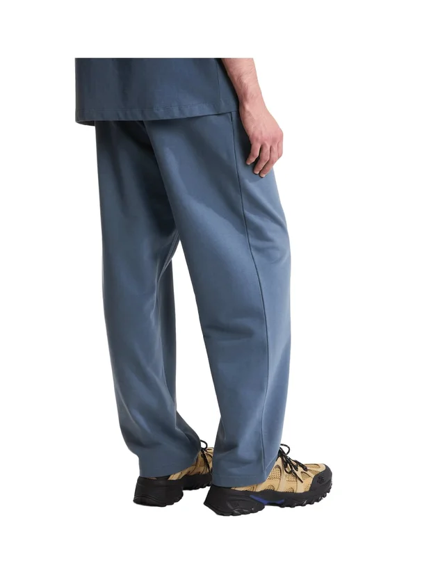 Essential Light Relaxed Straight Pant