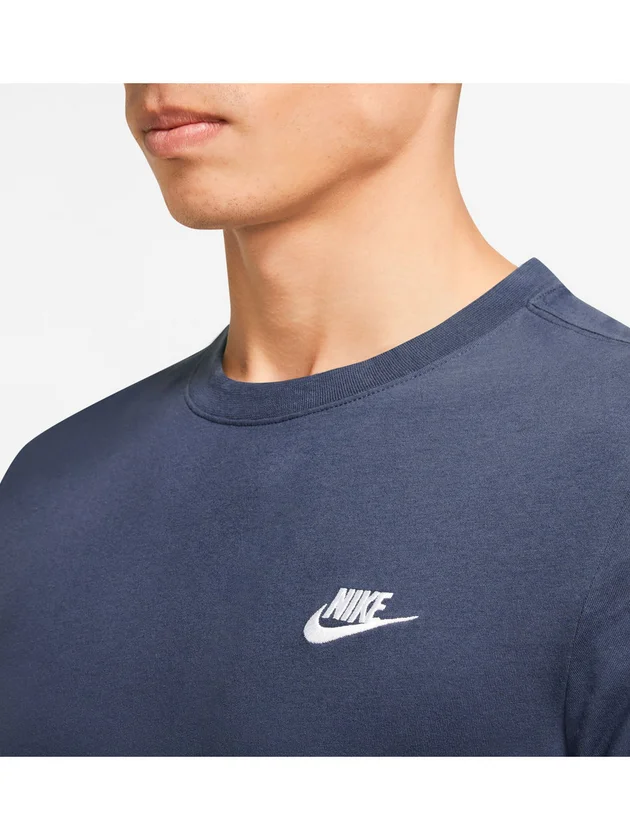 Club Tee