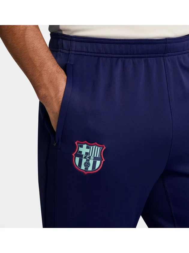 Barcelone Strike Trkpnt Third