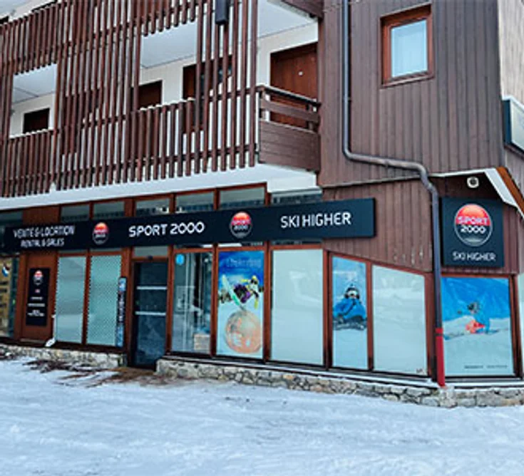 Extérieur du magasin SPORT 2000 COURCHEVEL LA TANIA SKI HIGHER