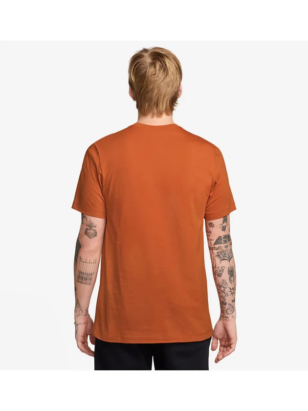 Club Tee