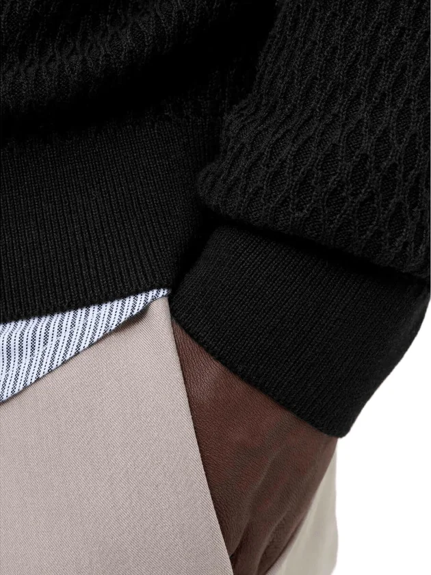 Blareagan Knit Crew Neck