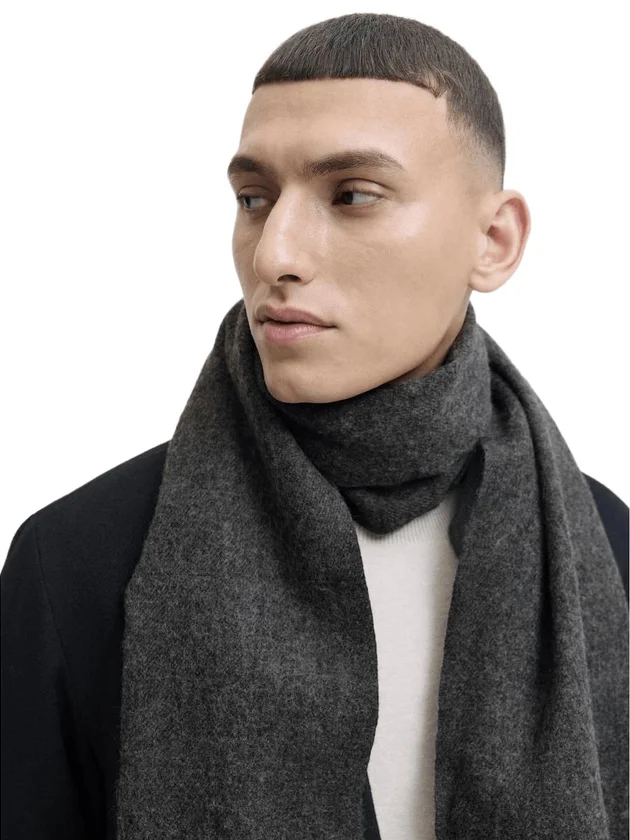 Jachakkai Scarf
