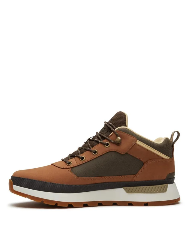 Low Lace Up Sneaker