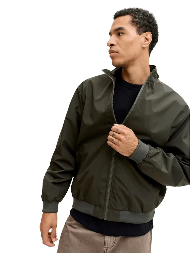 JJecharge Stand Collar Bomber Noos