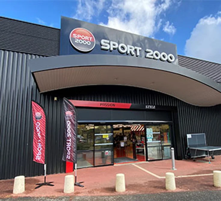 Extérieur du magasin SPORT 2000 CESTAS