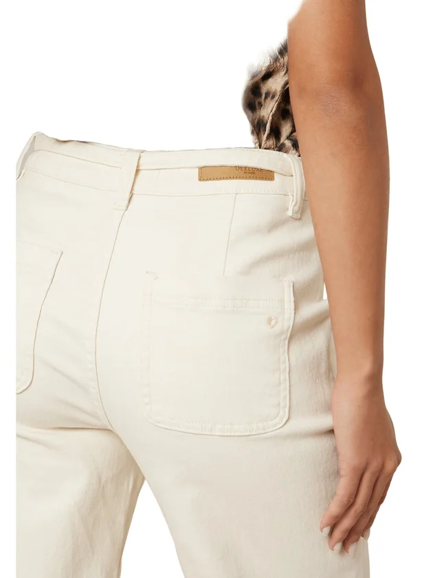 Cassie Ivo Jeans