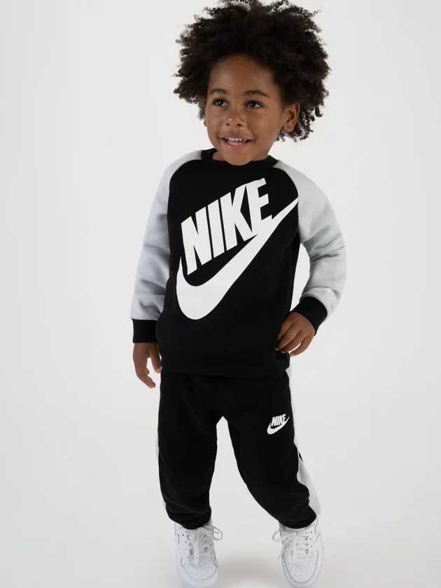 Oversized Futura Crew Set