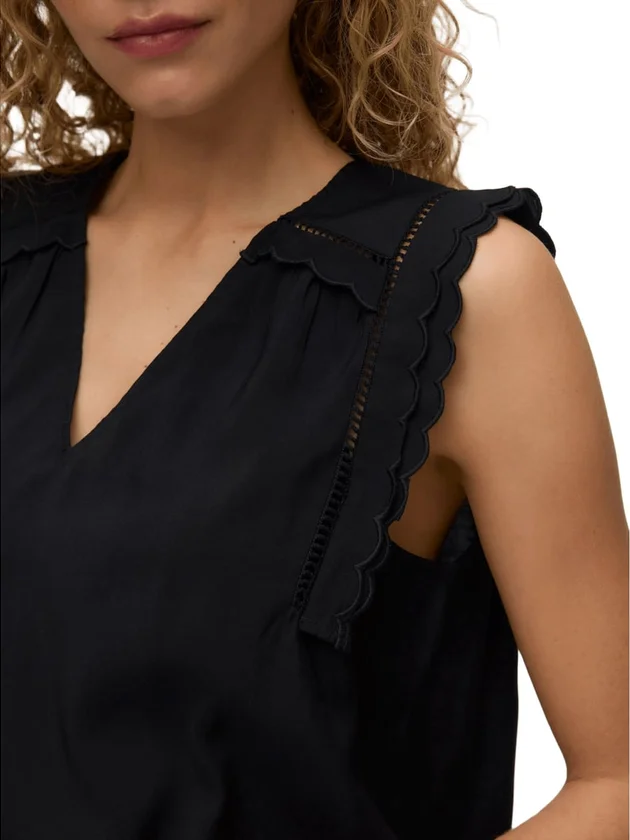 Jenesis S L V Neck Top Wvn Btq