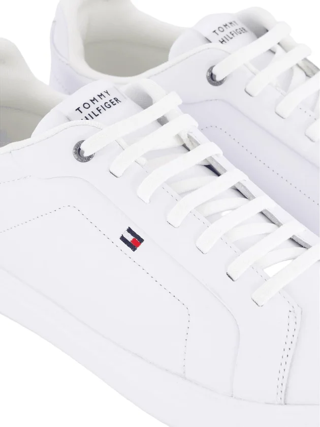 Icon Court Light Ess