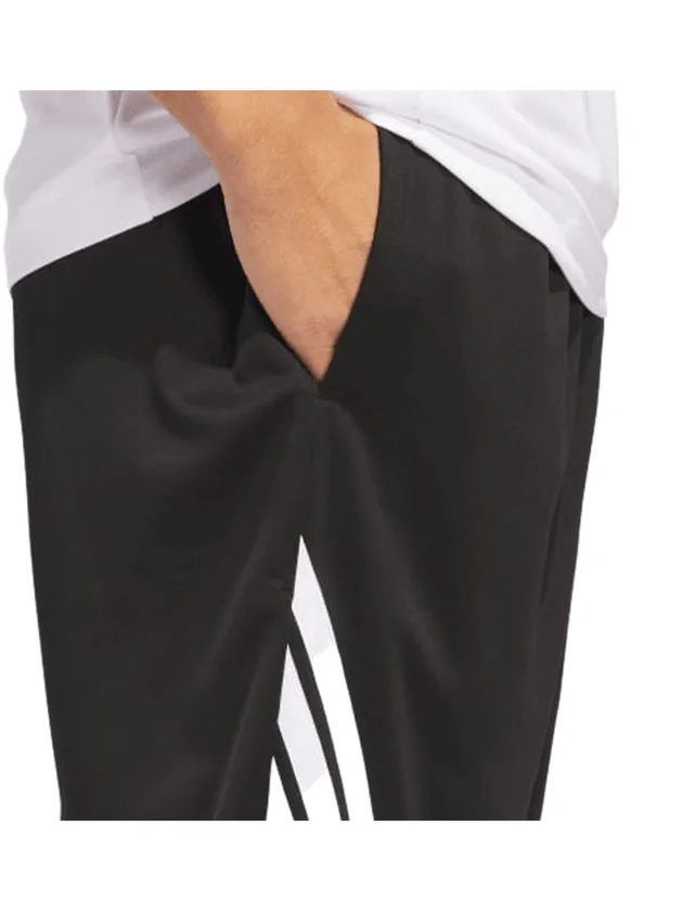 3 Stripes Short