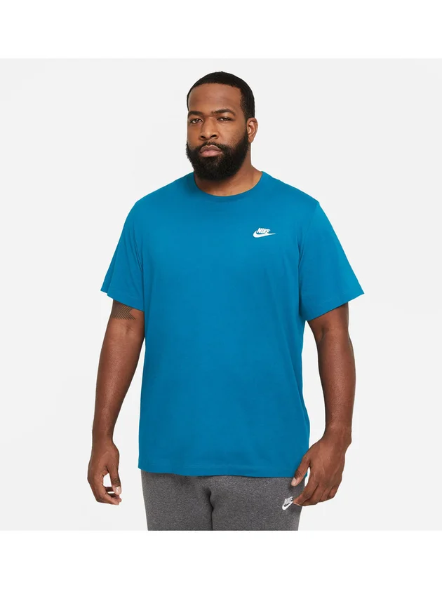 Club Tee