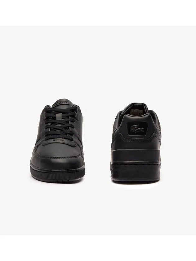 Court Sneakers T Clip