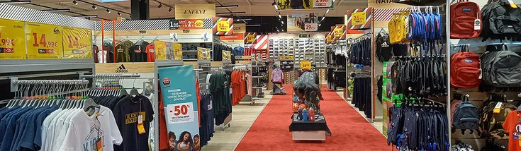 Intérieur du magasin SPORT 2000 CHERBOURG - QUERQUEVILLE