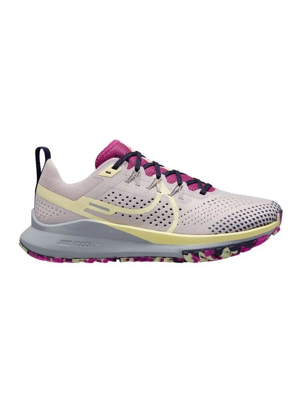 React Pegasus Trail 4