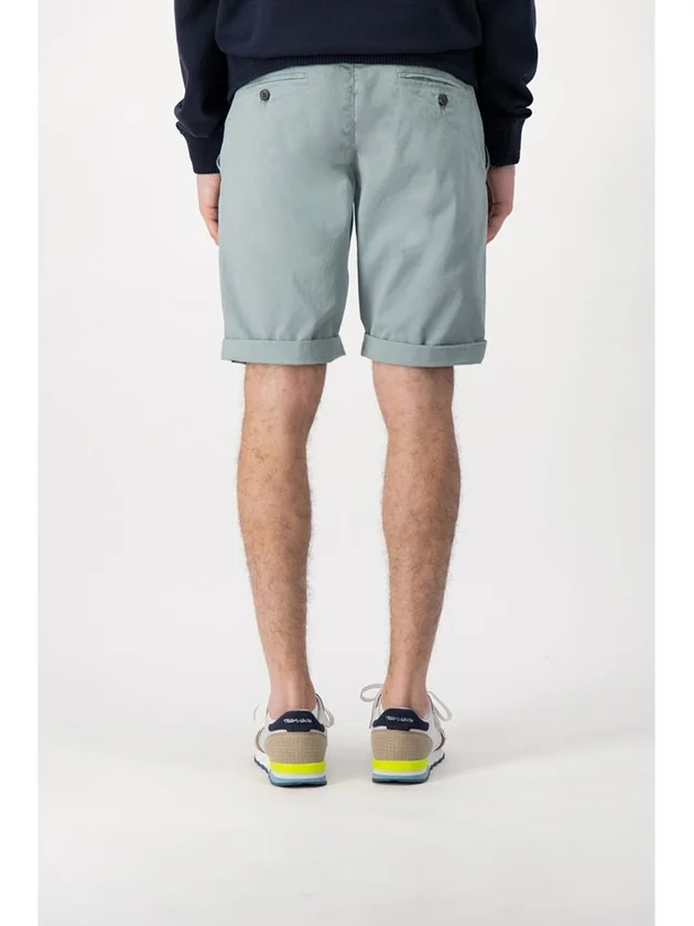 Short Chino