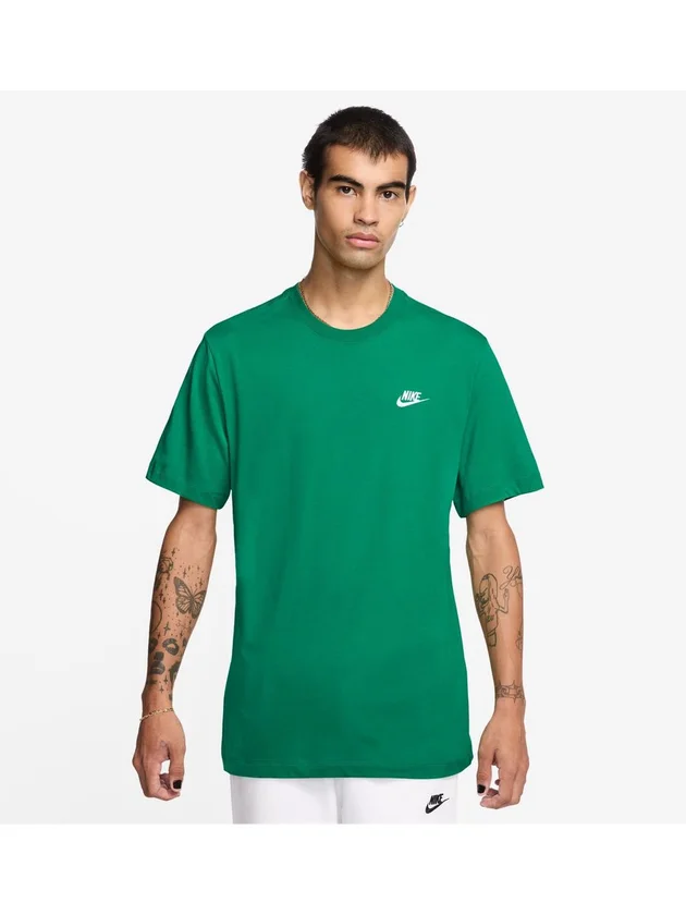 Club Tee