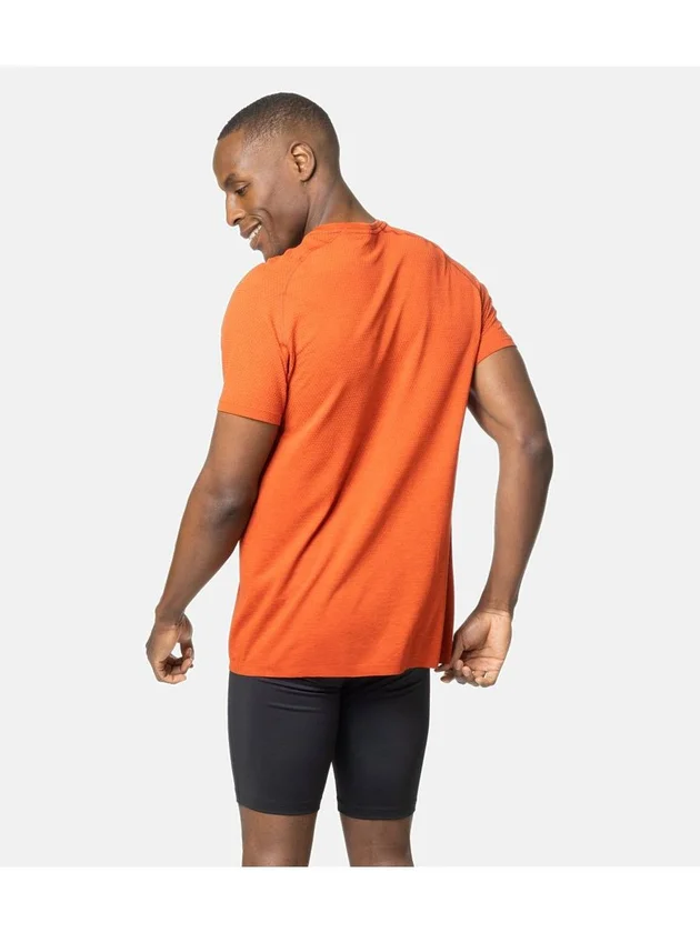 Essential Seamless Crew Neck S S