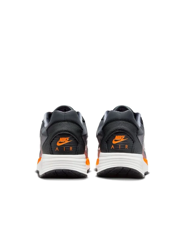 Air Max Solo SE