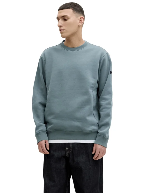 Fusion Sweat Badge Crew Neck
