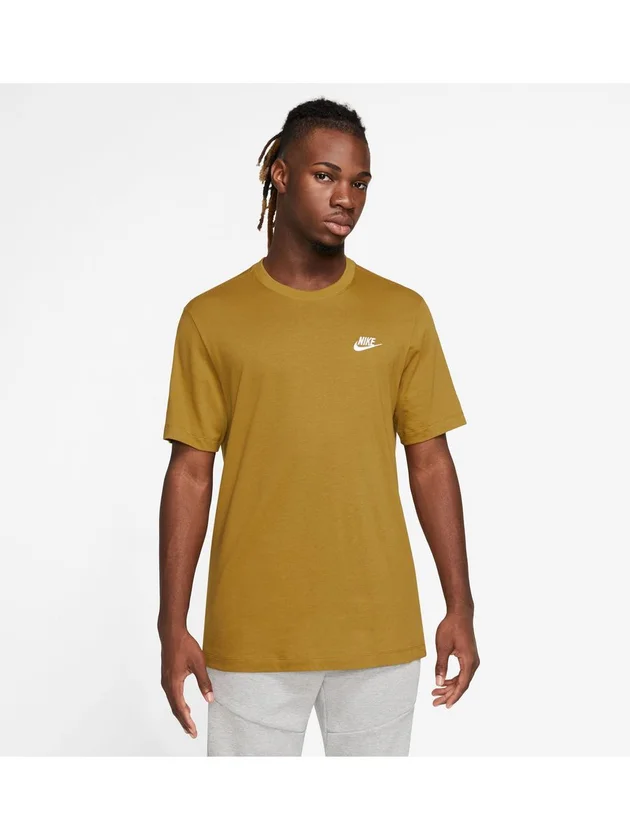 Club Tee