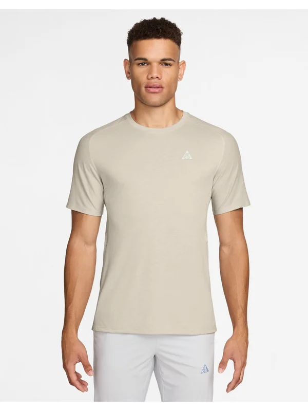ACG Dfadv Solar Chase Ss