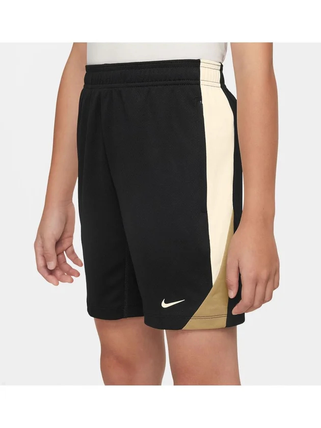Df Strk24 Short