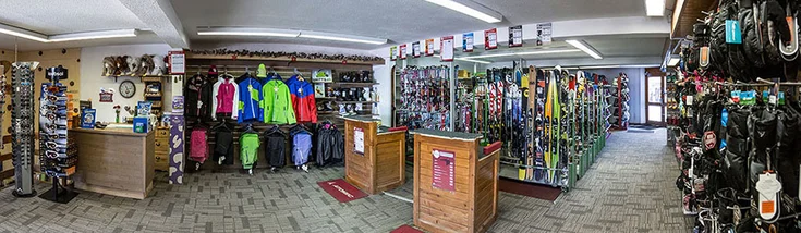 Intérieur du magasin SPORT 2000 LA PLAGNE MONTALBERT SPORT PASSION 73