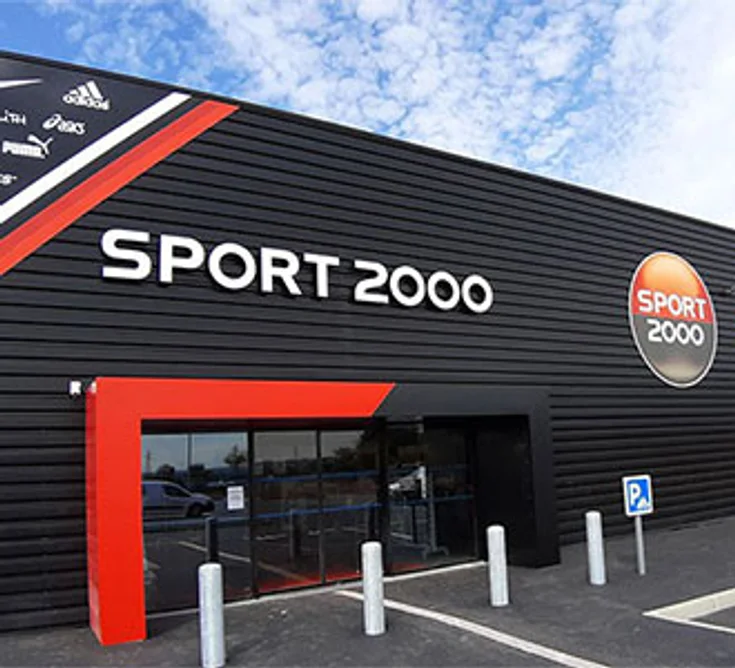 Extérieur du magasin SPORT 2000 ERNEE