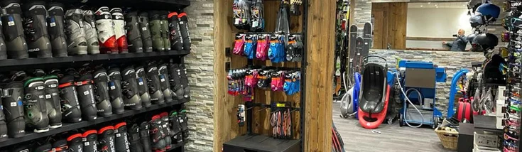 Intérieur du magasin SPORT 2000 LES CONTAMINES MONTJOIE SKI TOUT SCHUSS