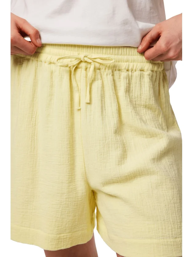 Astina Hw Shorts Wvn Msa Bc
