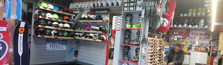 Intérieur du magasin SPORT 2000 LE PRAZ DE LYS LE SPOT DU PRAZ
