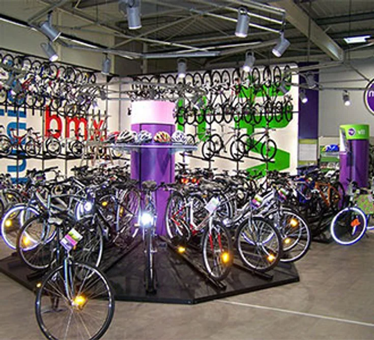 Extérieur du magasin MONDOVELO LA ROCHE S/YON