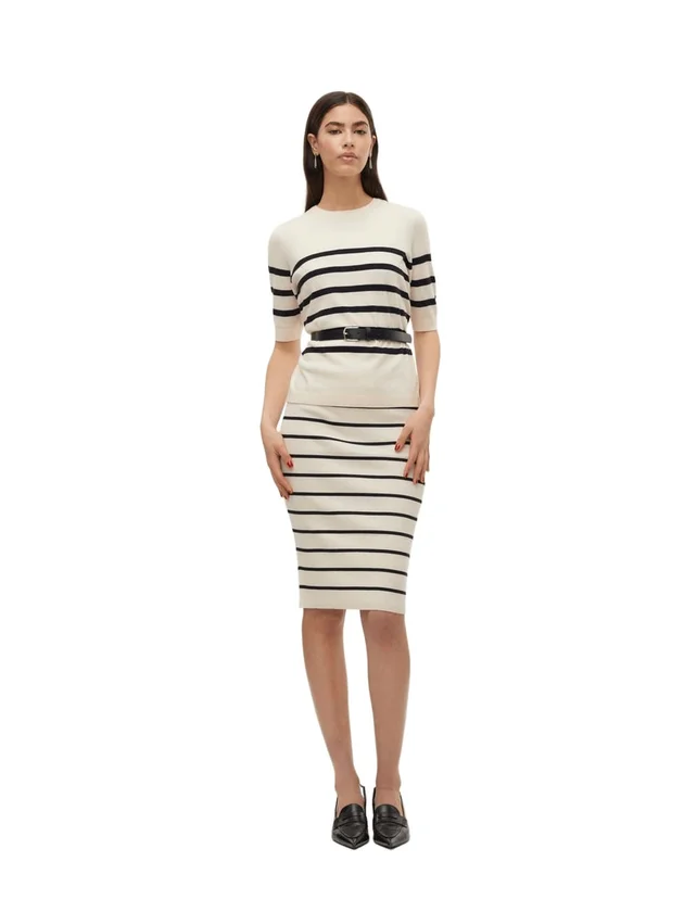 Saba Plain Ss O Neck Pullover Ga Noos