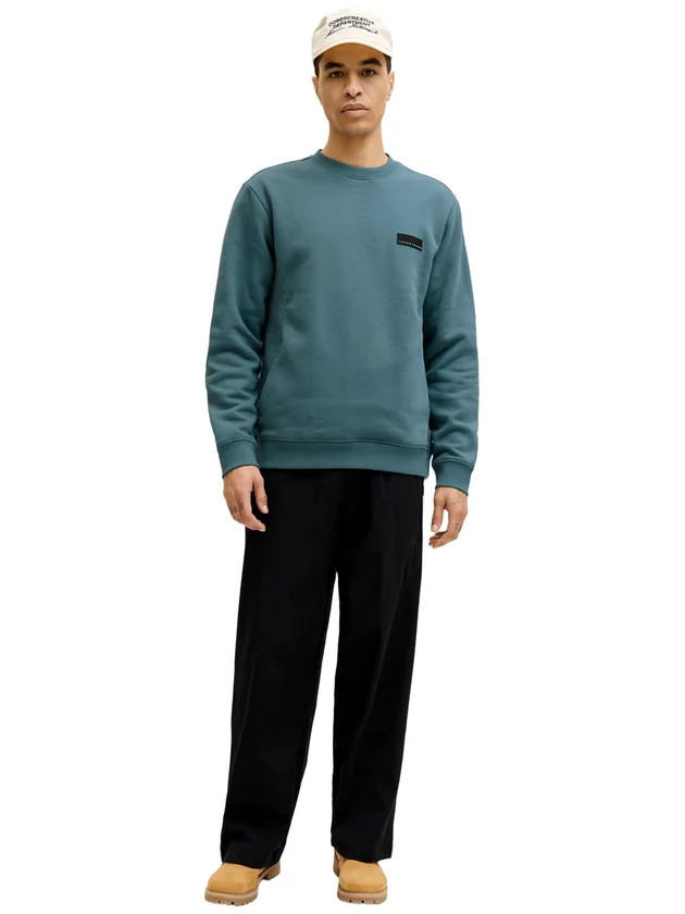 Fusion Sweat Badge Crew Neck