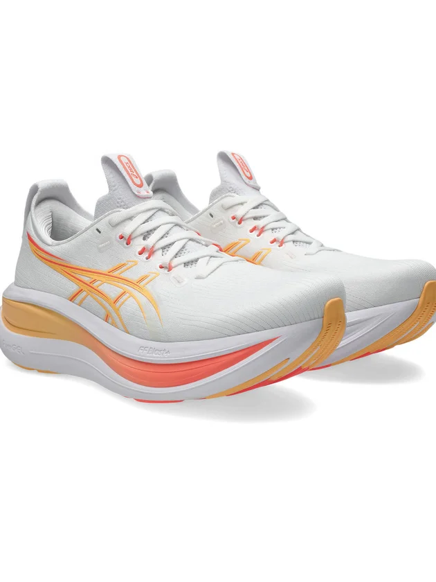 Gel Nimbus 28