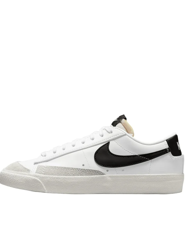 Blazer Low 77