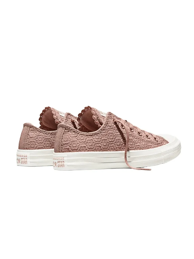Chuck Taylor All Star