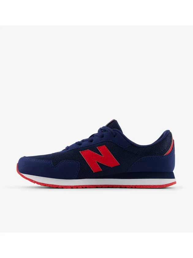 323