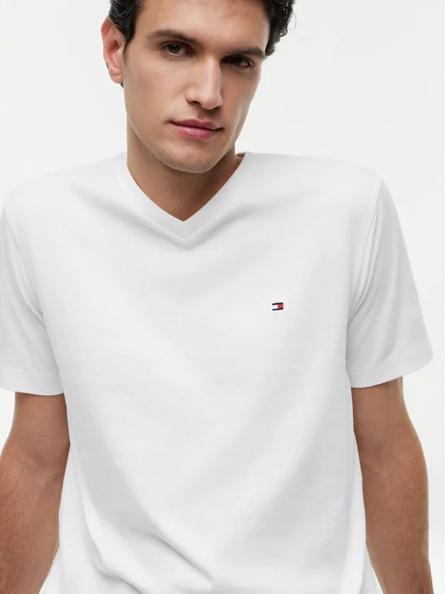 Essential V Neck Tee