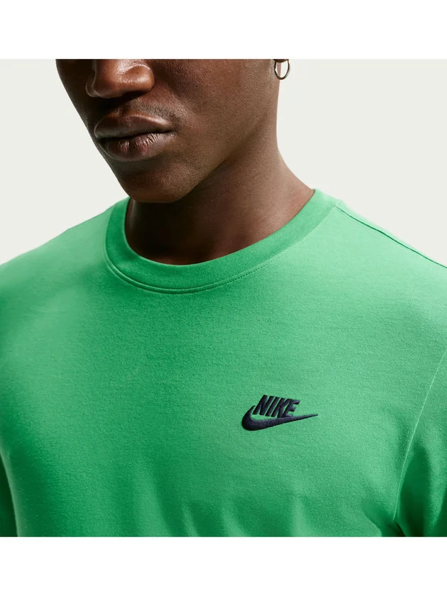 Club Tee